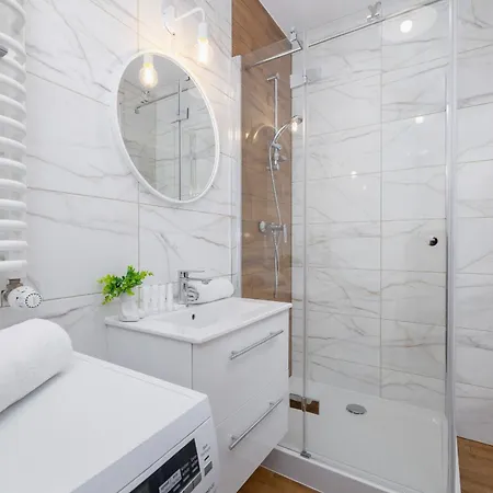 Apartman Stylish Near Tauron Arena By Rent Like