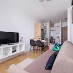 Stylish Near Tauron Arena By Rent Like Apartment